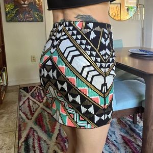 Express mini skirt Aztec print size small excellent condition